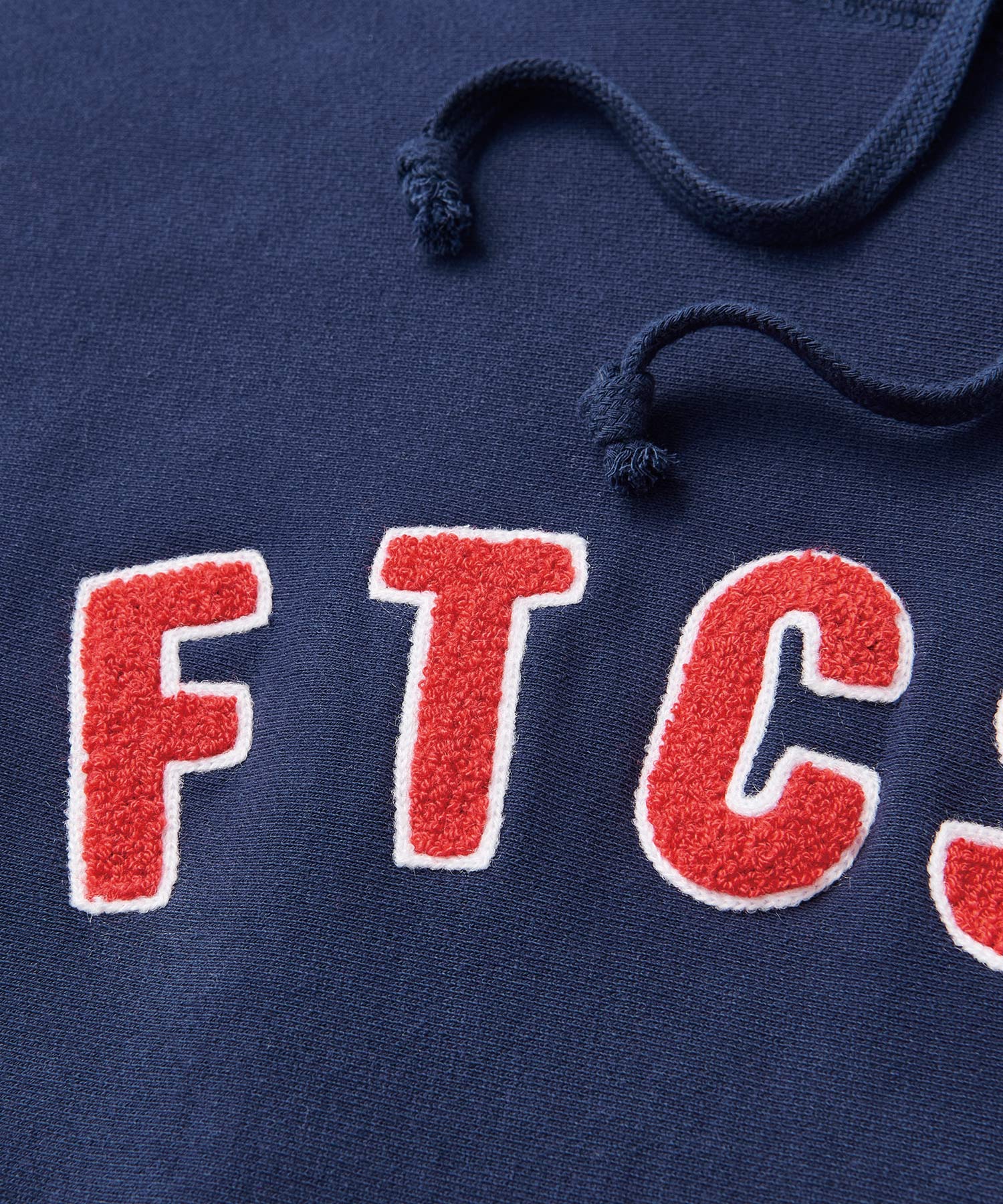 FTC CHENILLE ARC LOGO PULLOVER HOODED SWEATSHIRT