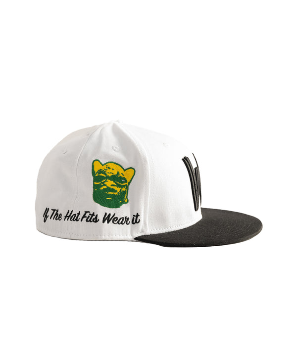 WAF. ORISA FITTED HAT (WHITE)